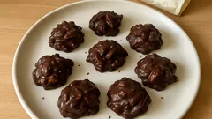 Schoko-Mandel-Plätzchen ohne Backen – in 20 Minuten fertig und schön knackig