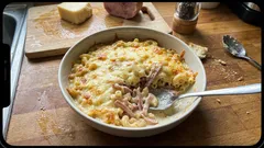 Cremiger Makkaroniauflauf mit Schinken & Käse – ohne Fertigpäckchen